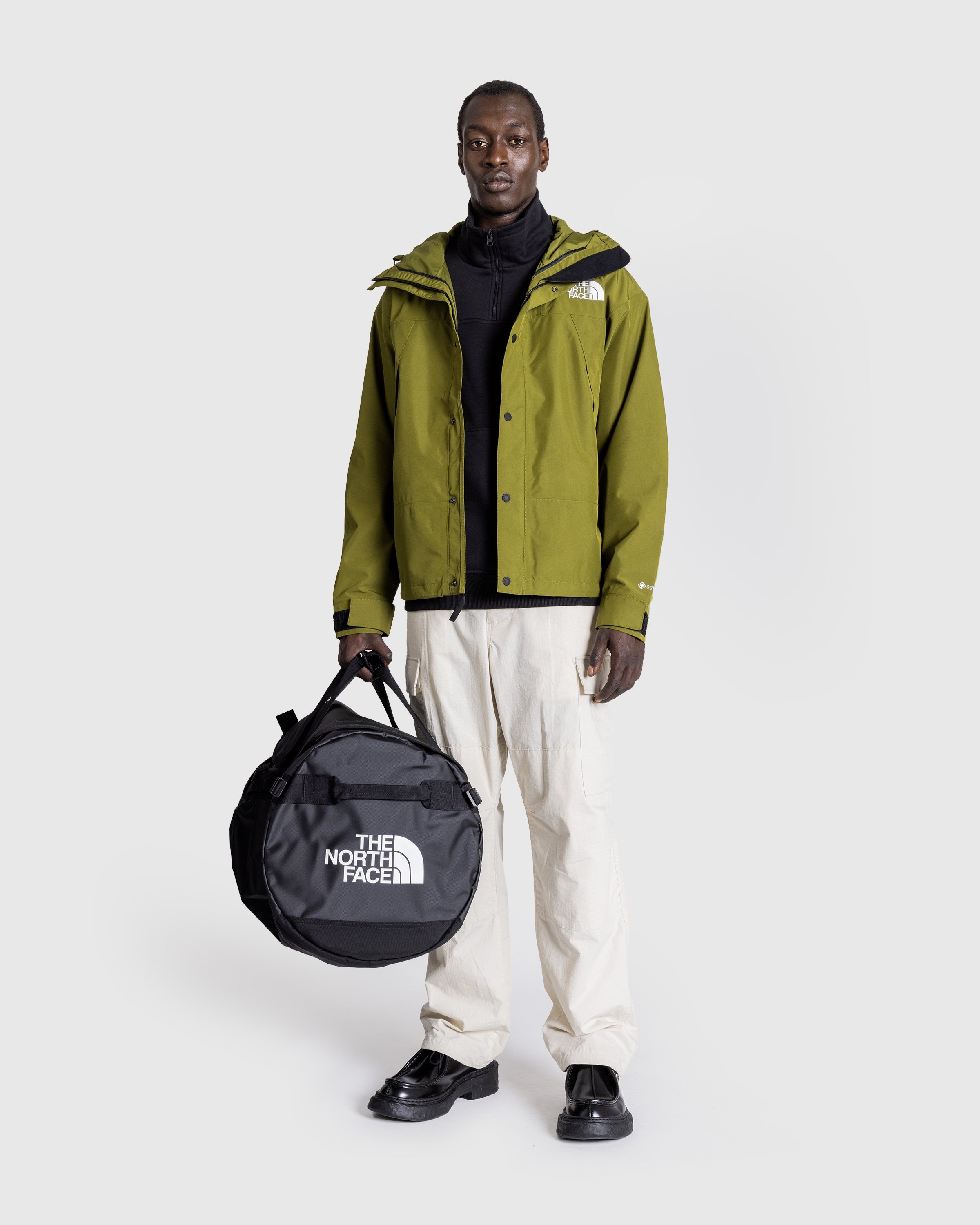 The North Face – Base Camp Duffel L TNF Black/TNF White